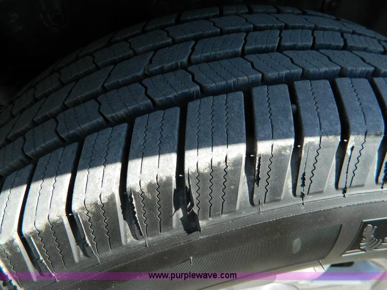 image for item G7538 2002 Cadillac Escalade