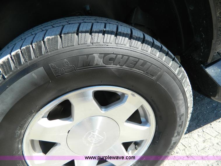 image for item G7538 2002 Cadillac Escalade