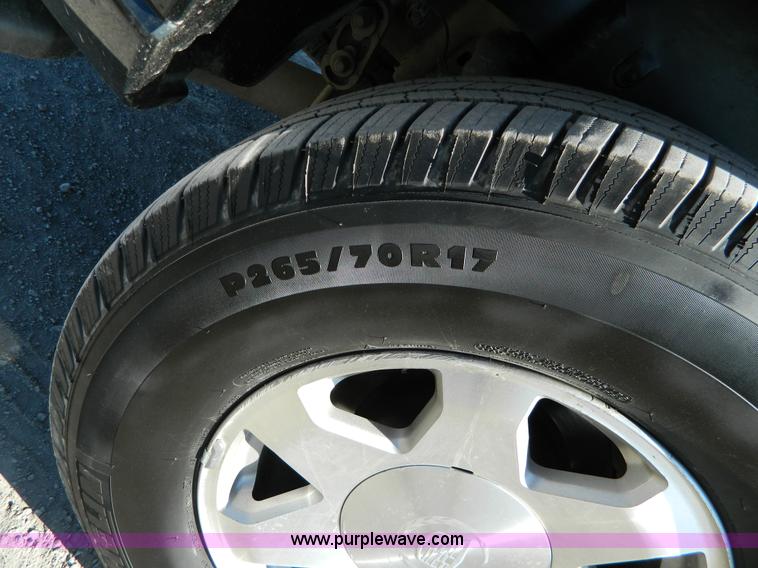 image for item G7538 2002 Cadillac Escalade