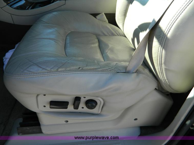 image for item G7538 2002 Cadillac Escalade