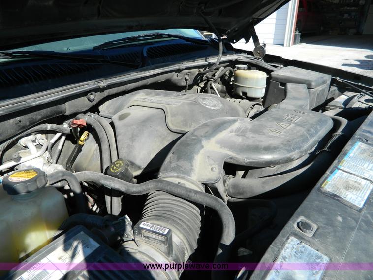 image for item G7538 2002 Cadillac Escalade