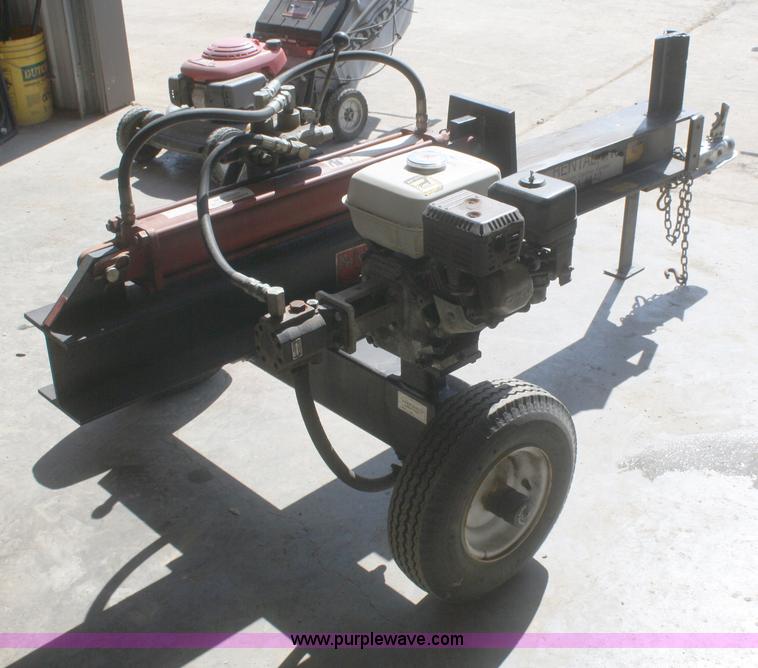 Northern log splitter in Paola, KS Item P9979 sold Purple Wave