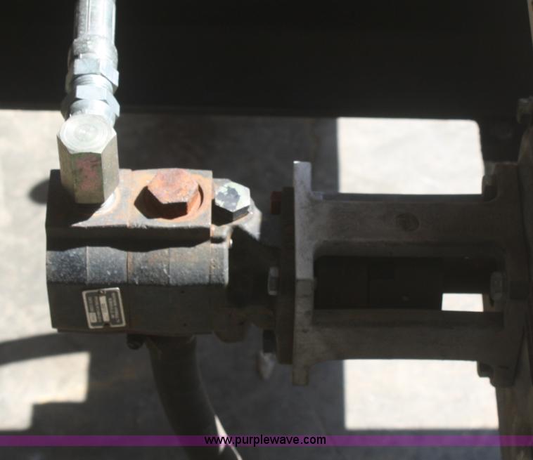 image for item P9979 Northern log splitter