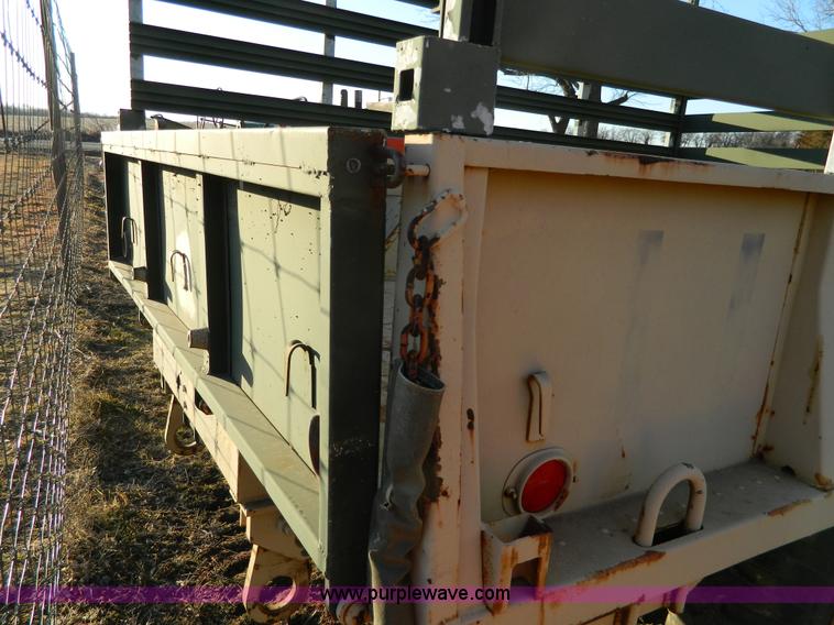 image for item S9247 U.S. military pintle hitch trailer