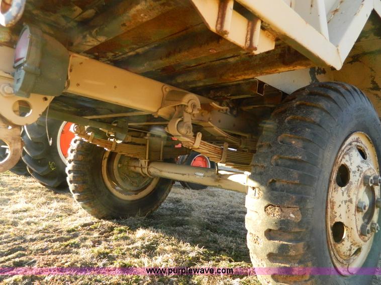 image for item S9247 U.S. military pintle hitch trailer