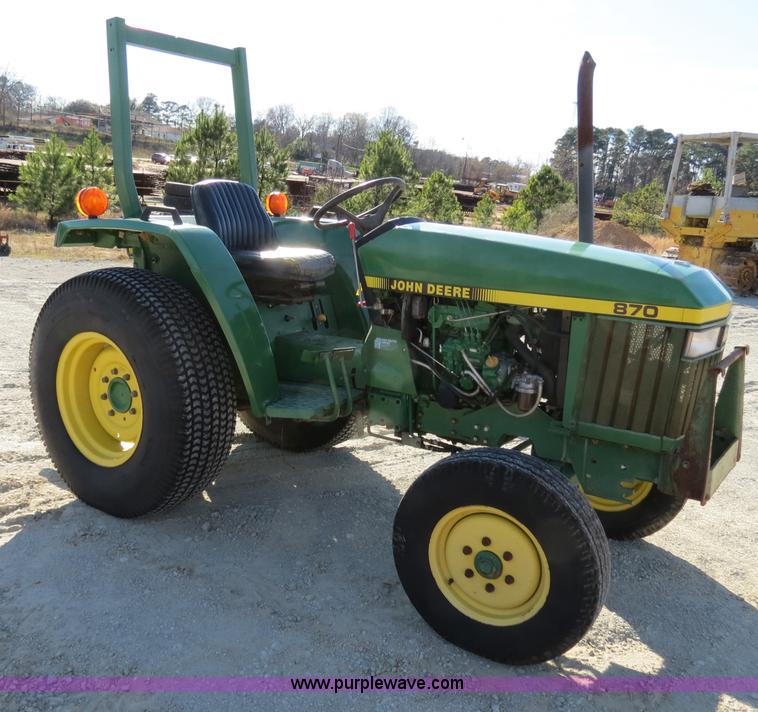 image for item S9532 1998 John Deere 870 tractor