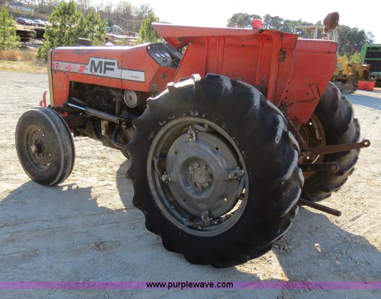 image for item S9533 1977 Massey Fergusen 245 tractor