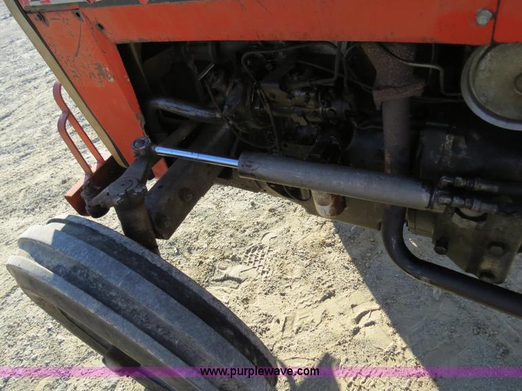 image for item S9533 1977 Massey Fergusen 245 tractor
