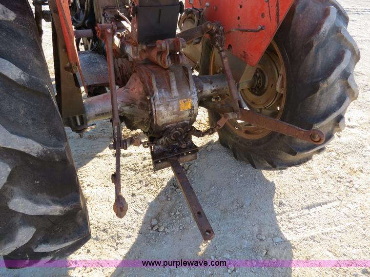 image for item S9533 1977 Massey Fergusen 245 tractor