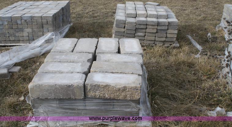 image for item S9989 (31) pallets of stone pavers