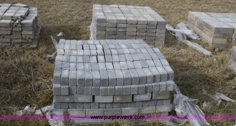 image for item S9989 (31) pallets of stone pavers