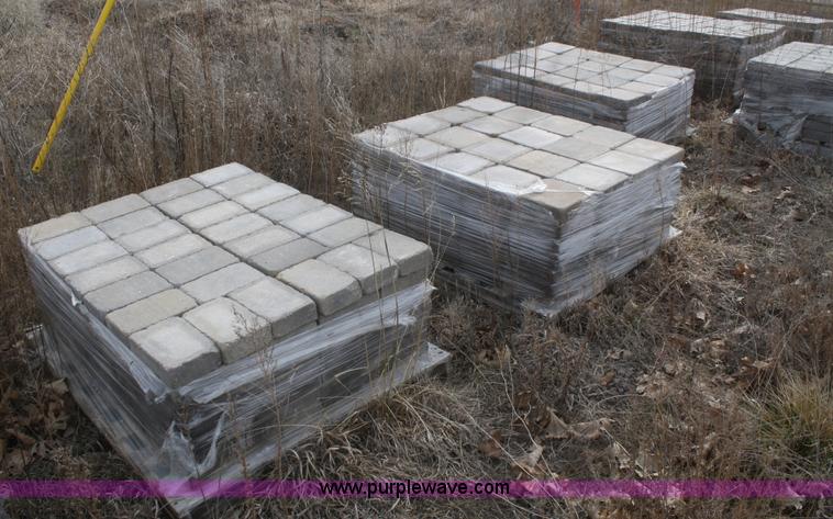 image for item S9989 (31) pallets of stone pavers
