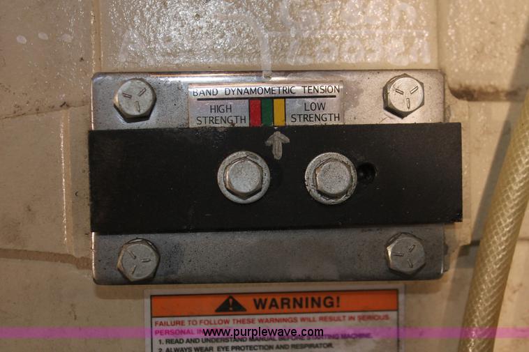 image for item V9033 Grizzly G0561 metal cutting bandsaw