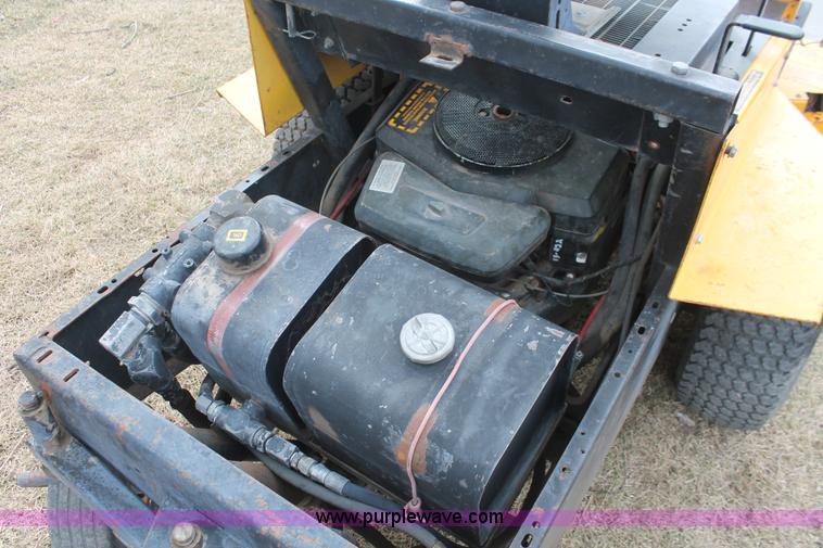 image for item V9038 Excel Hustler 261 mower