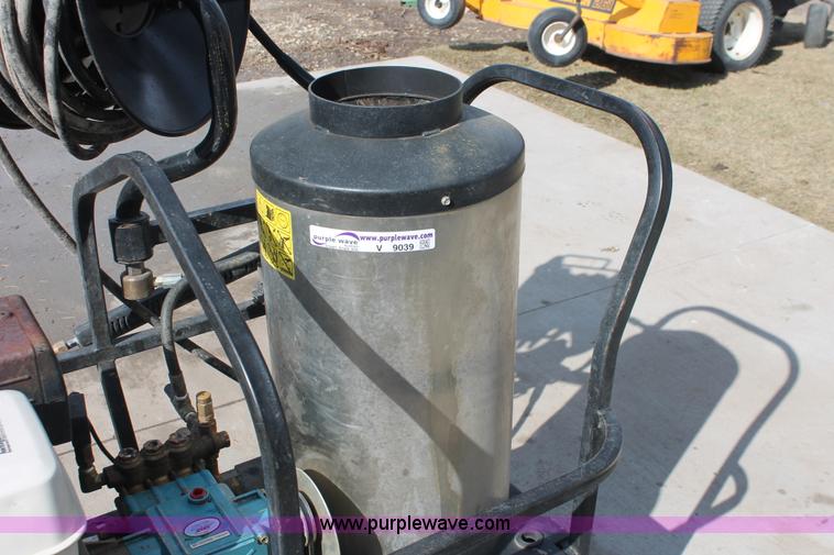 image for item V9039 Alto SHW 3040 hot water pressure washer