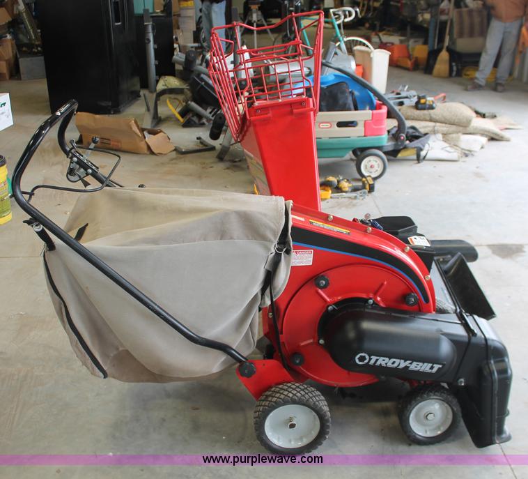 image for item V9041 Troy-Bilt chipper vacuum