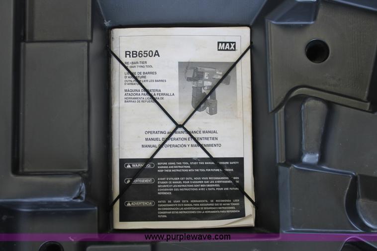 image for item V9044 *Assorted tools