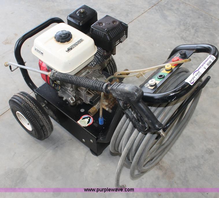 image for item V9046 Generac Pro series pressure washer