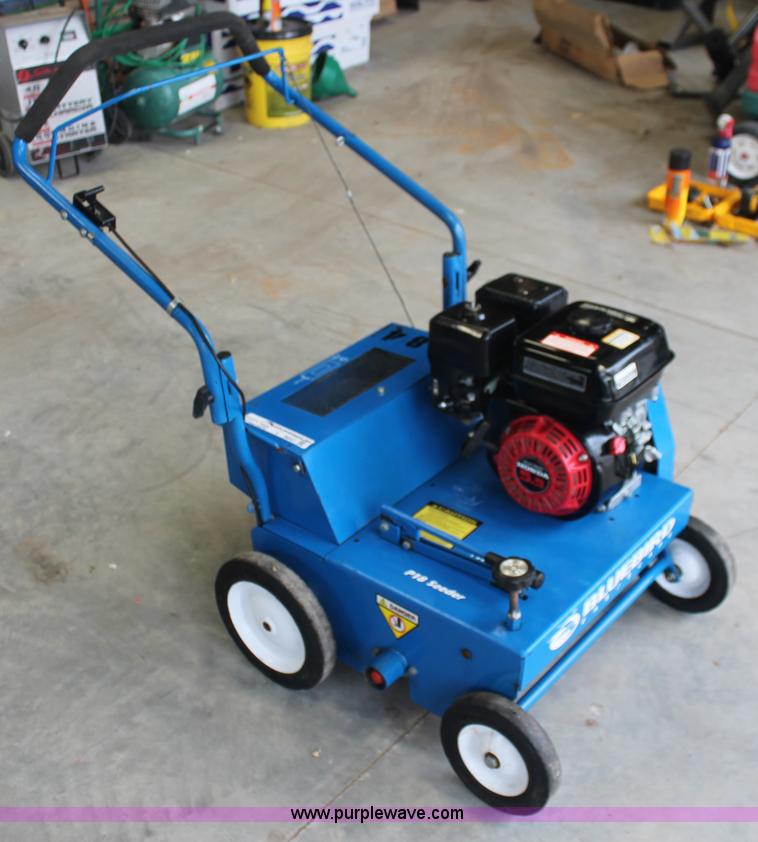 image for item V9047 Bluebird P18 seeder