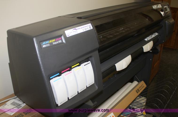 image for item V9510 HP Designjet 1050C plotter