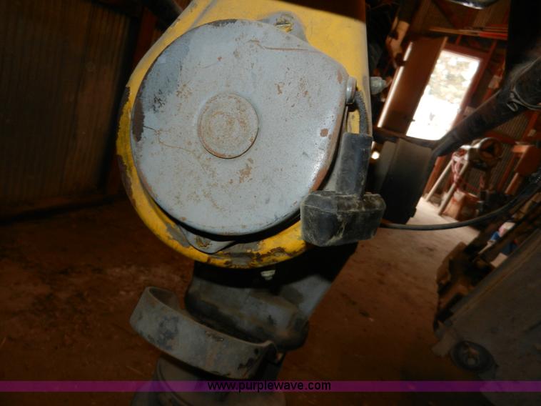 image for item X9658 (2) tampers