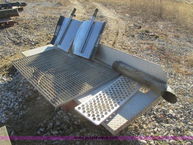 image for item X9830 Assorted semi accessories