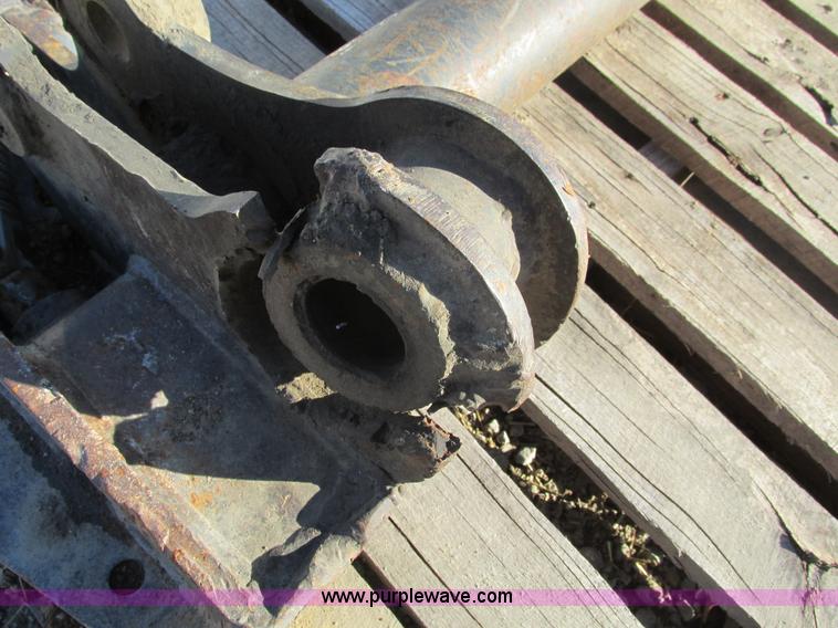 image for item X9842 Lower base for fifth wheel hitch