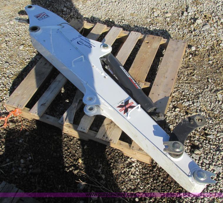 image for item X9848 Bobcat E35 long arm