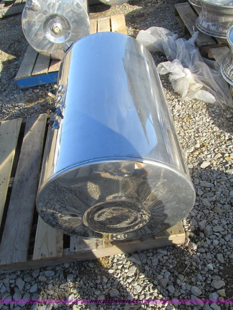 image for item X9853 Dura-Craft 50 gallon aluminum fuel tank