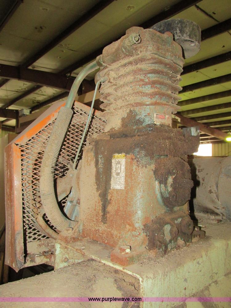 image for item X9863 Three phase dual tank air compressor