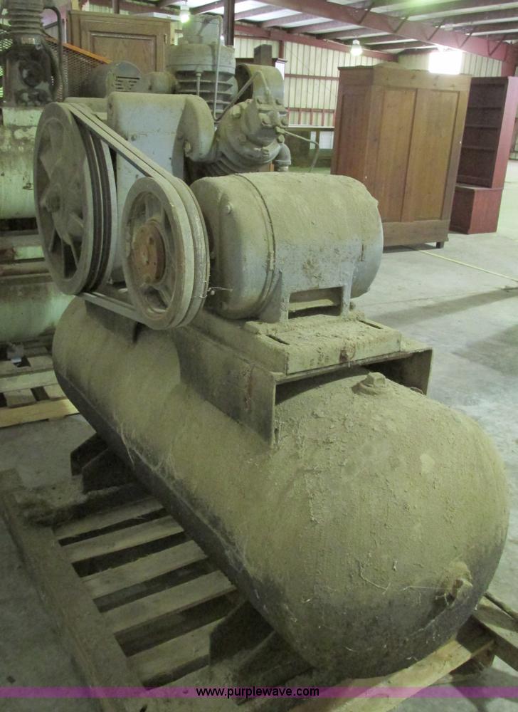 image for item X9864 Ingersoll Rand 15T three phase air compressor and tank