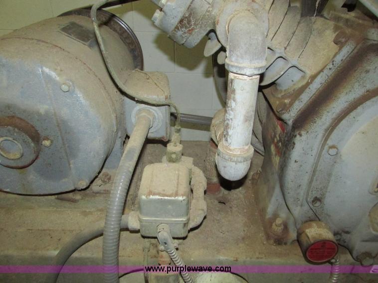 image for item X9864 Ingersoll Rand 15T three phase air compressor and tank