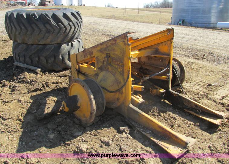 image for item X9869 Two tires and rear frame/punched off of pull-type scraper