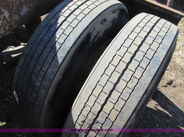 image for item X9874 Double axle frame cut-off semi trailer