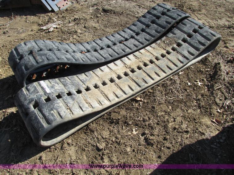 image for item X9879 Pair of Bobcat T320 rubber tracks