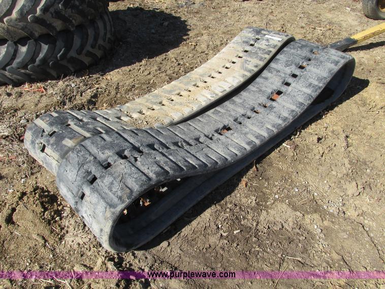 image for item X9879 Pair of Bobcat T320 rubber tracks