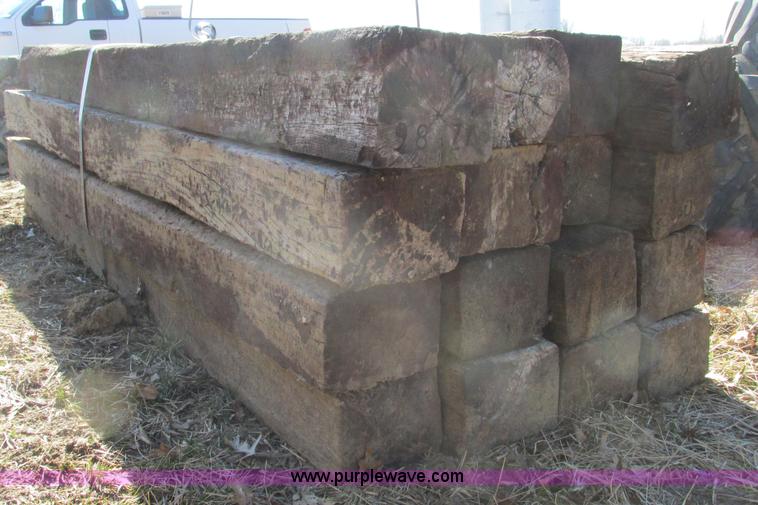 image for item X9881 (16) railroad ties