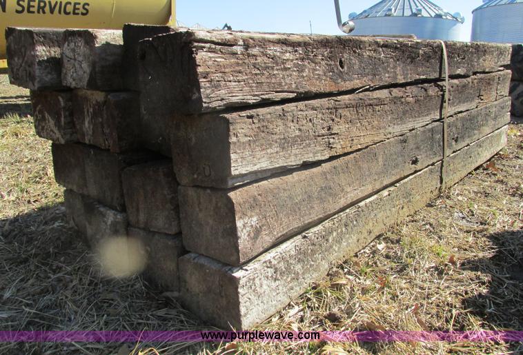 image for item X9881 (16) railroad ties