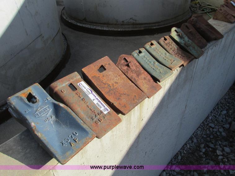 image for item X9905 Assorted cutting teeth