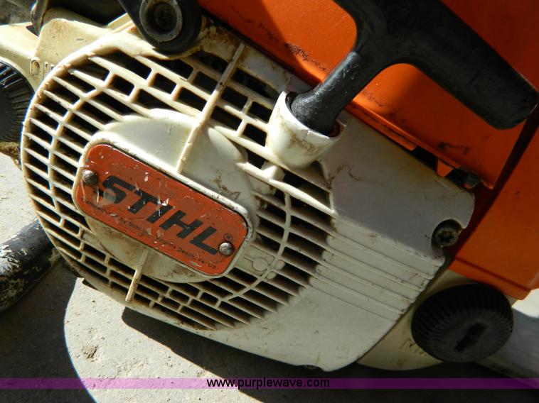 image for item Y9037 Stihl 024 AV chain saw