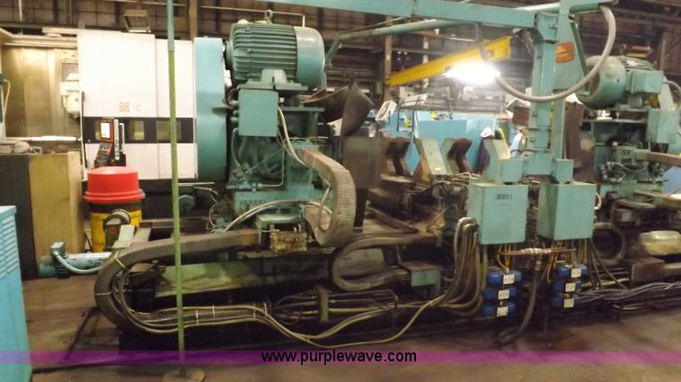 image for item Y9476 1982 H&H Industries face and center machine