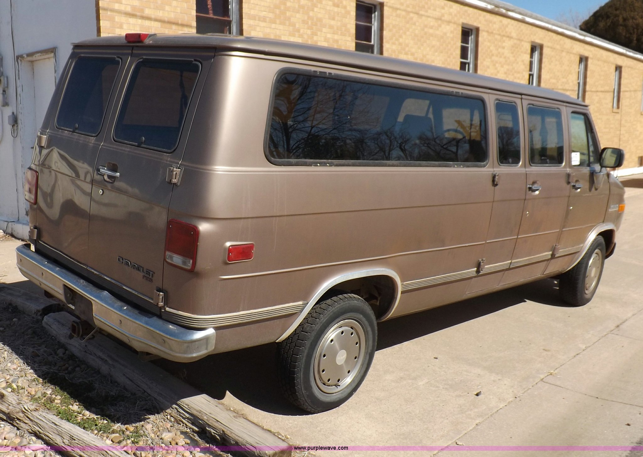 1996 Chevrolet Sport Van G30 Extended van in Johnson, KS Item F6440