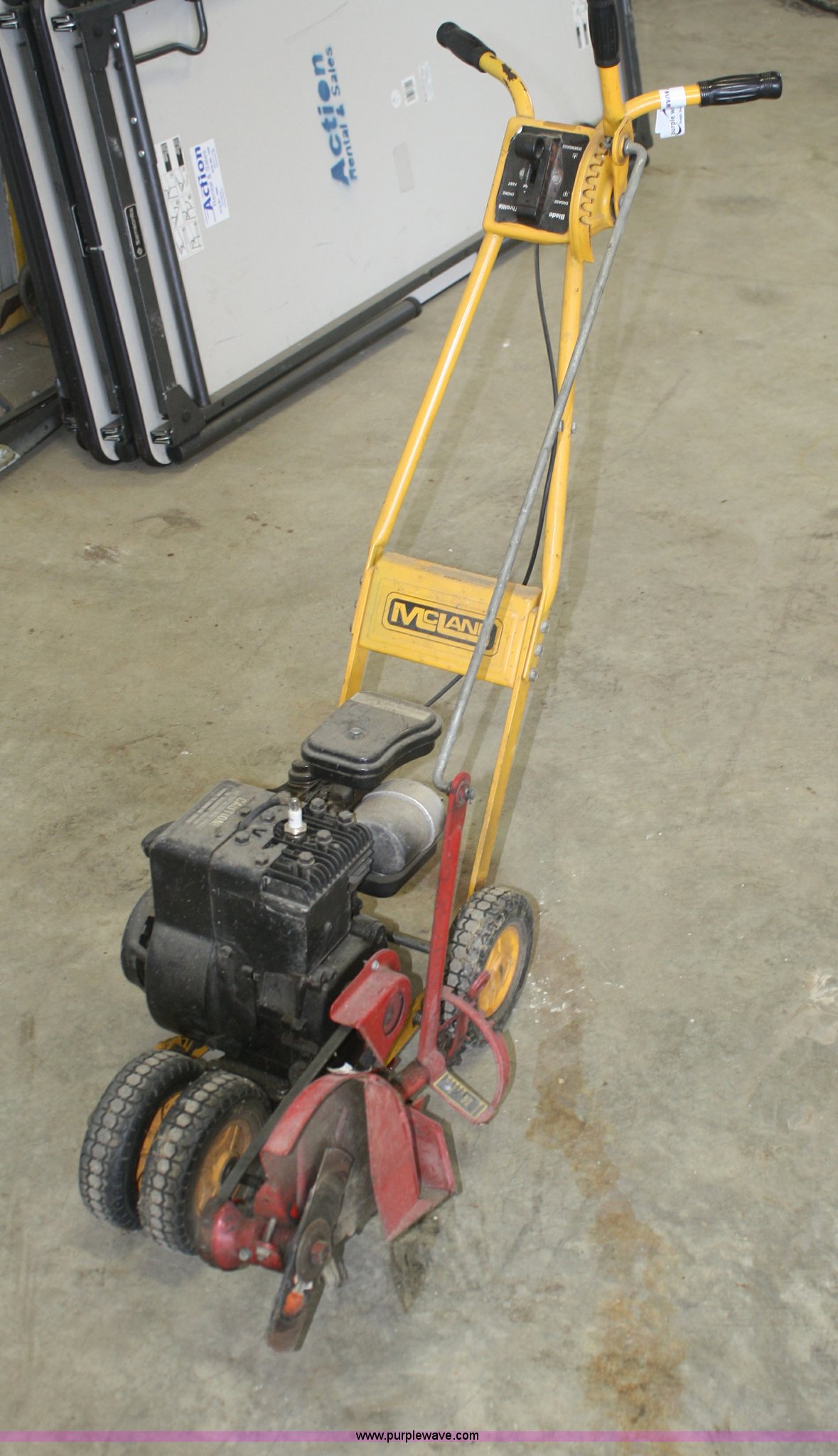 McLane edger in Paola, KS Item P9977 sold Purple Wave