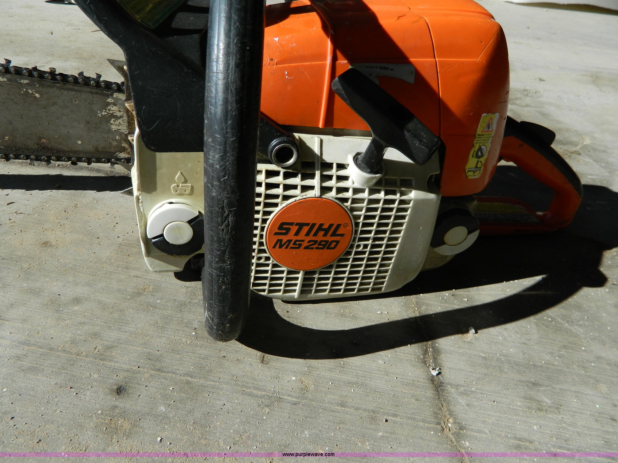 Stihl MS290 chain saw in Phillipsburg, KS Item Y9036 sold Purple Wave