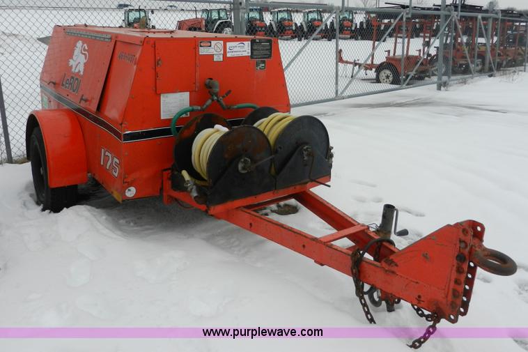 image for item A3920 1996 Leroi Q175 JD-E air compressor