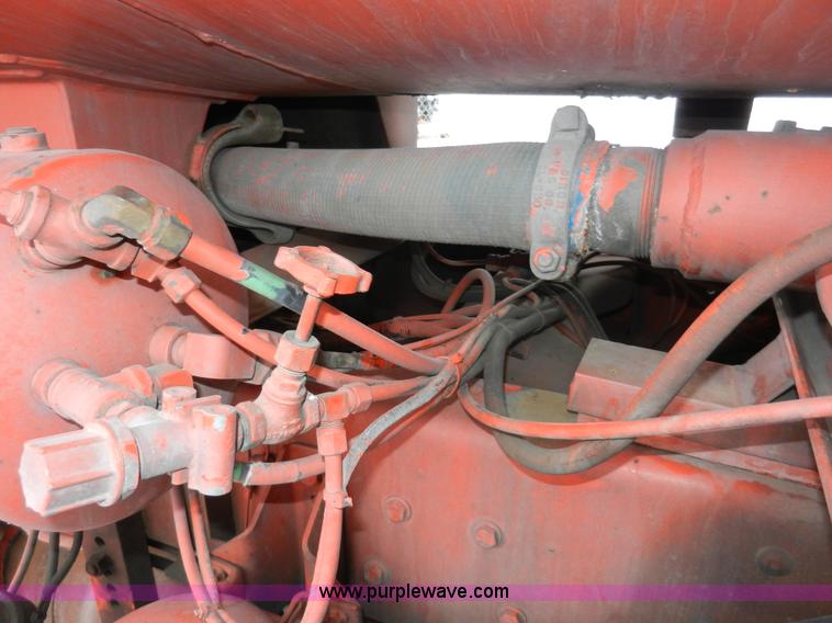 image for item A3923 1993 Ford 8000 street flusher truck