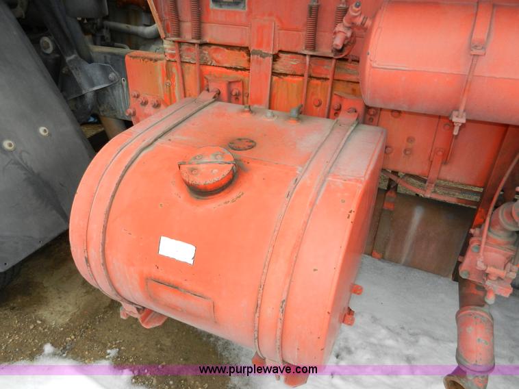 image for item A3923 1993 Ford 8000 street flusher truck