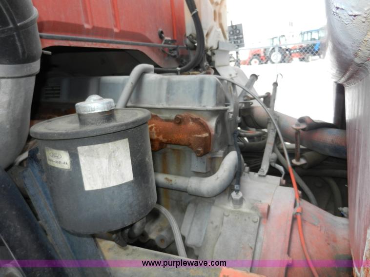 image for item A3923 1993 Ford 8000 street flusher truck