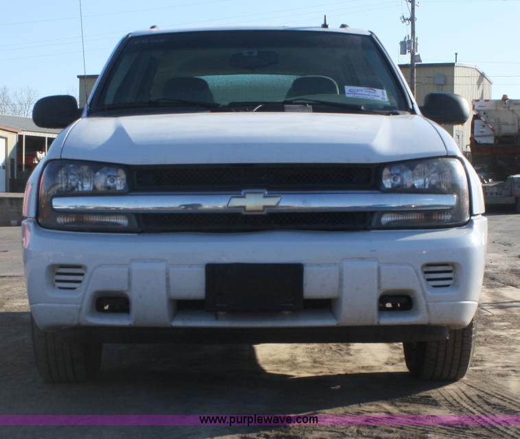 image for item A3974 2006 Chevrolet Trailblazer LS SUV