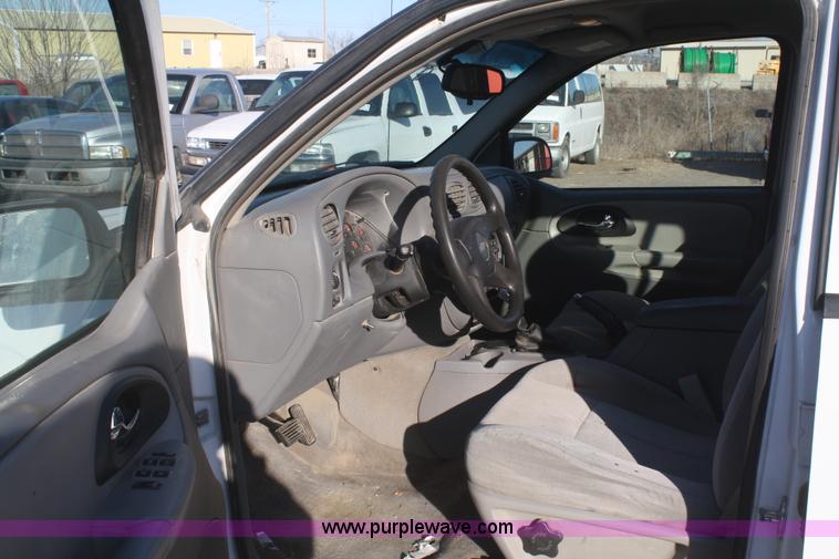 image for item A3974 2006 Chevrolet Trailblazer LS SUV